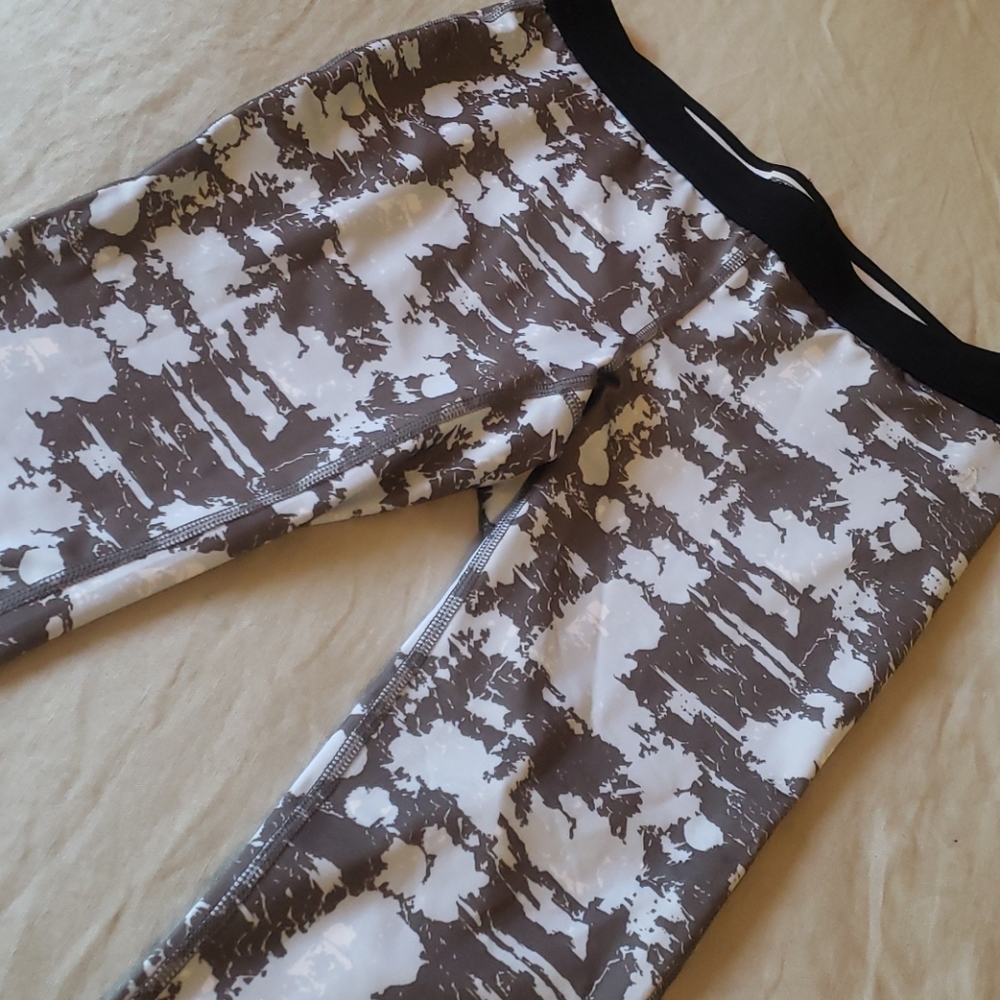 Soffe Athletic 3/4 Leggings